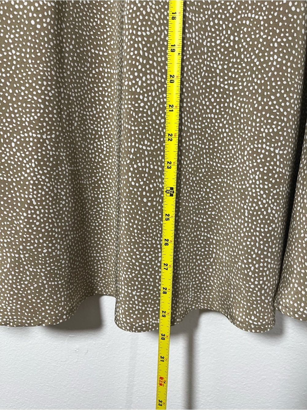 Karen Scott SIZE L Women’s Taupe Dot Swing/ A Line Skirt - Picture 4 of 5